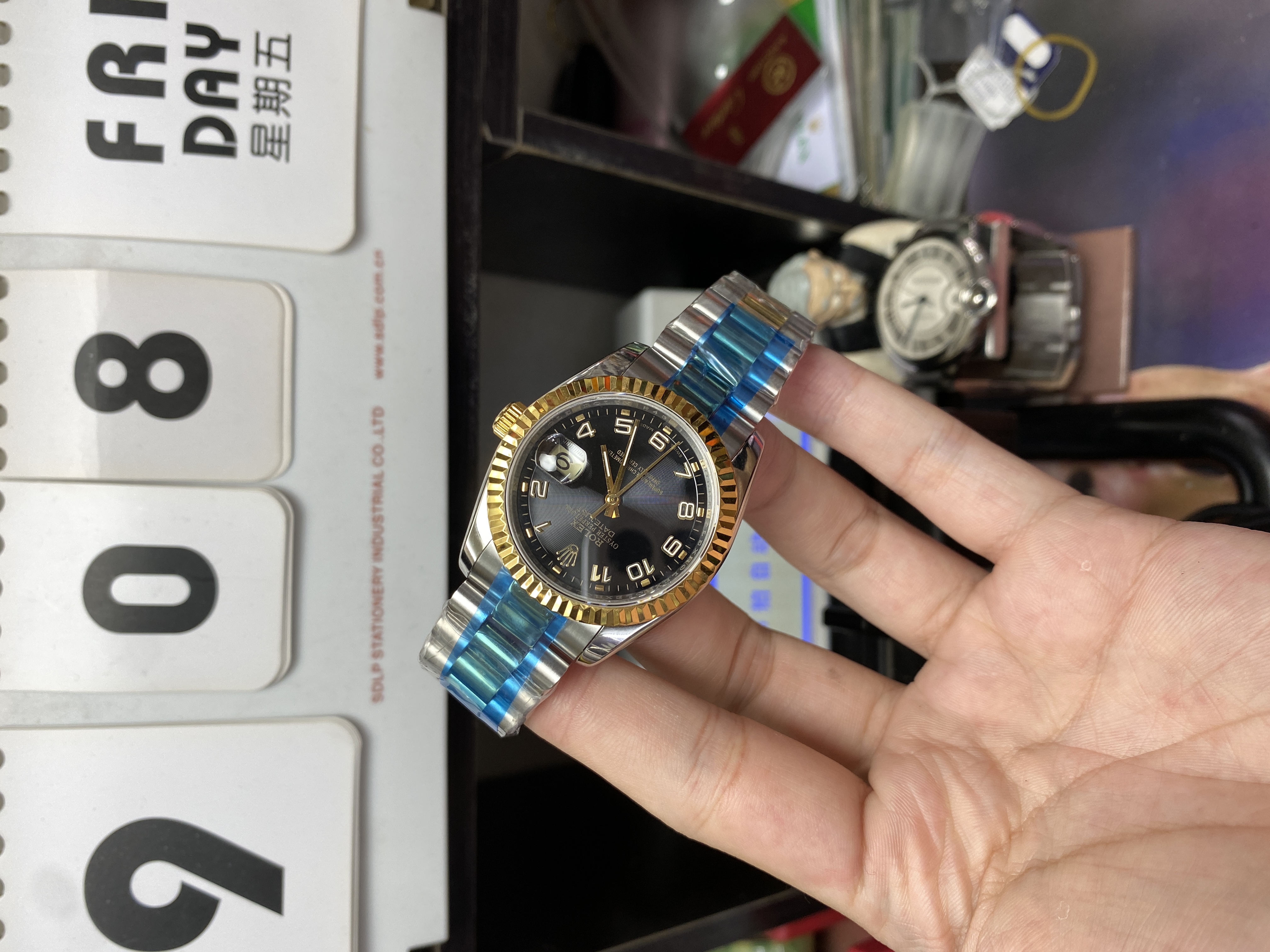 Rolex Datejust Series Watch Model 116333-72213 41mm